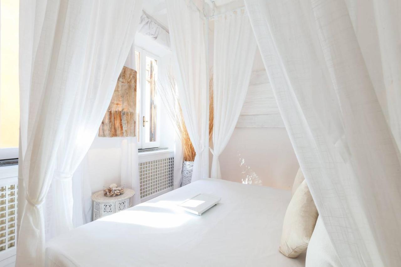 Navona Color Vicolo Delle Vacche Apartment โรม ภายนอก รูปภาพ