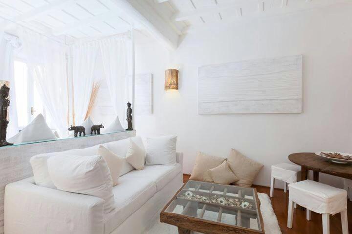 Navona Color Vicolo Delle Vacche Apartment โรม ภายนอก รูปภาพ